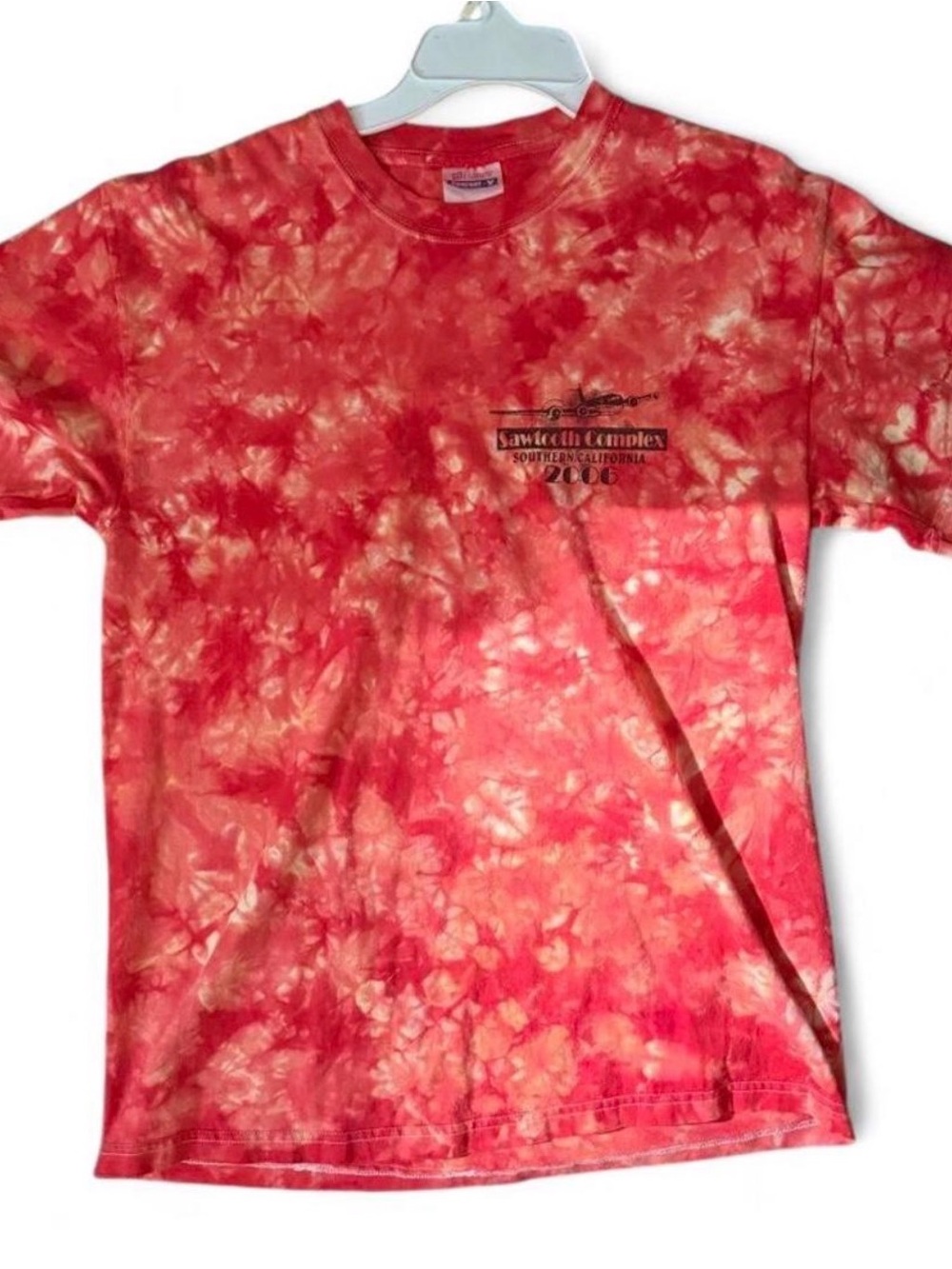 Y2K 2006 Sawtooth Complex Wildfire Tee Red Tie Dye Blaze Runner Hanes